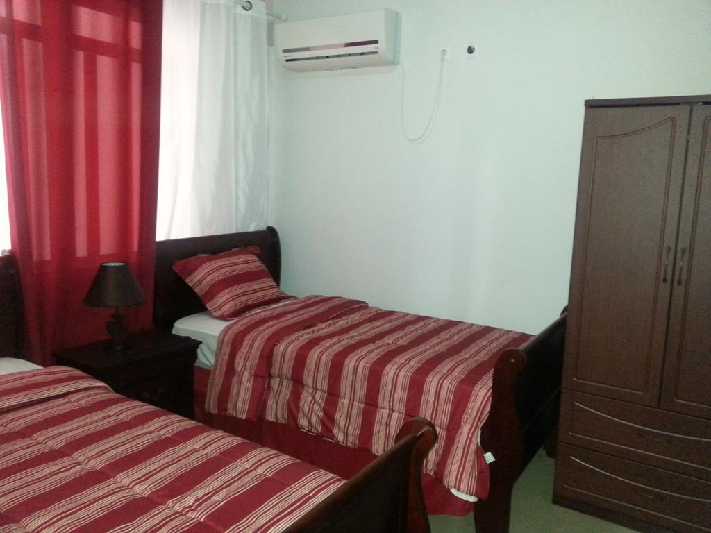 Residencial Girassol, Lda Bed & Breakfast São Filipe Eksteriør bilde
