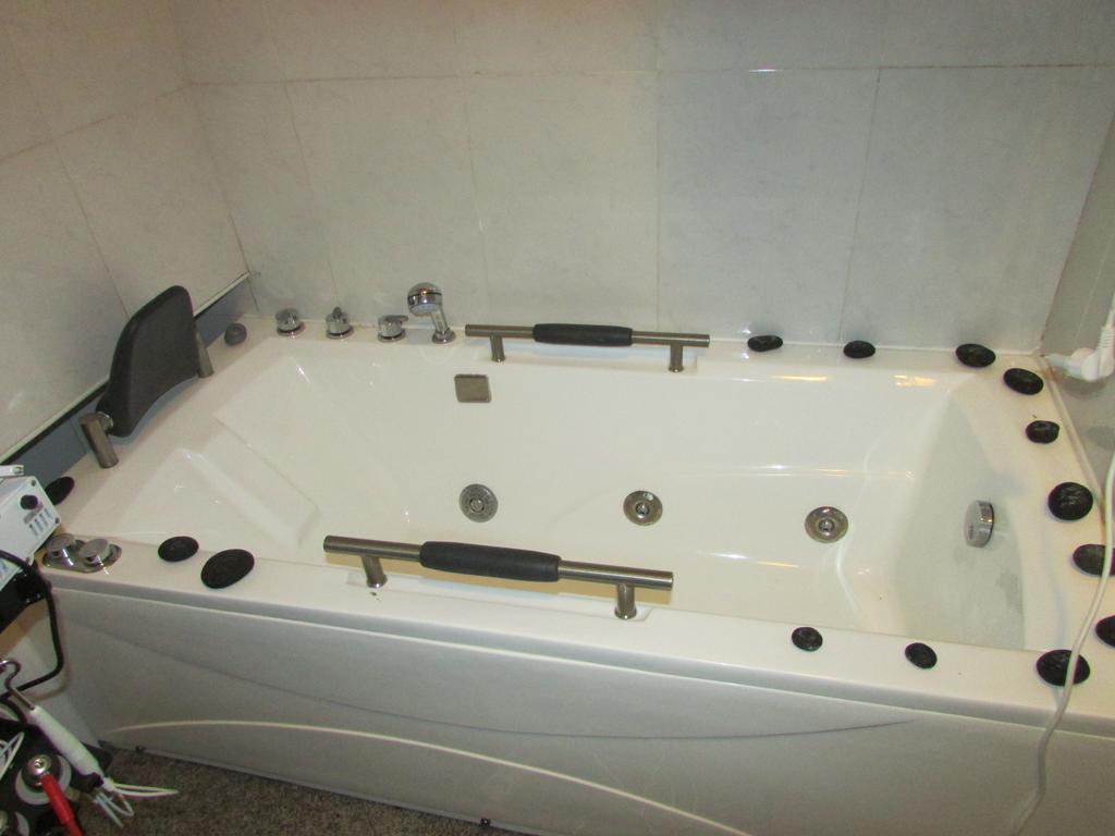 Residencial Girassol, Lda Bed & Breakfast São Filipe Eksteriør bilde